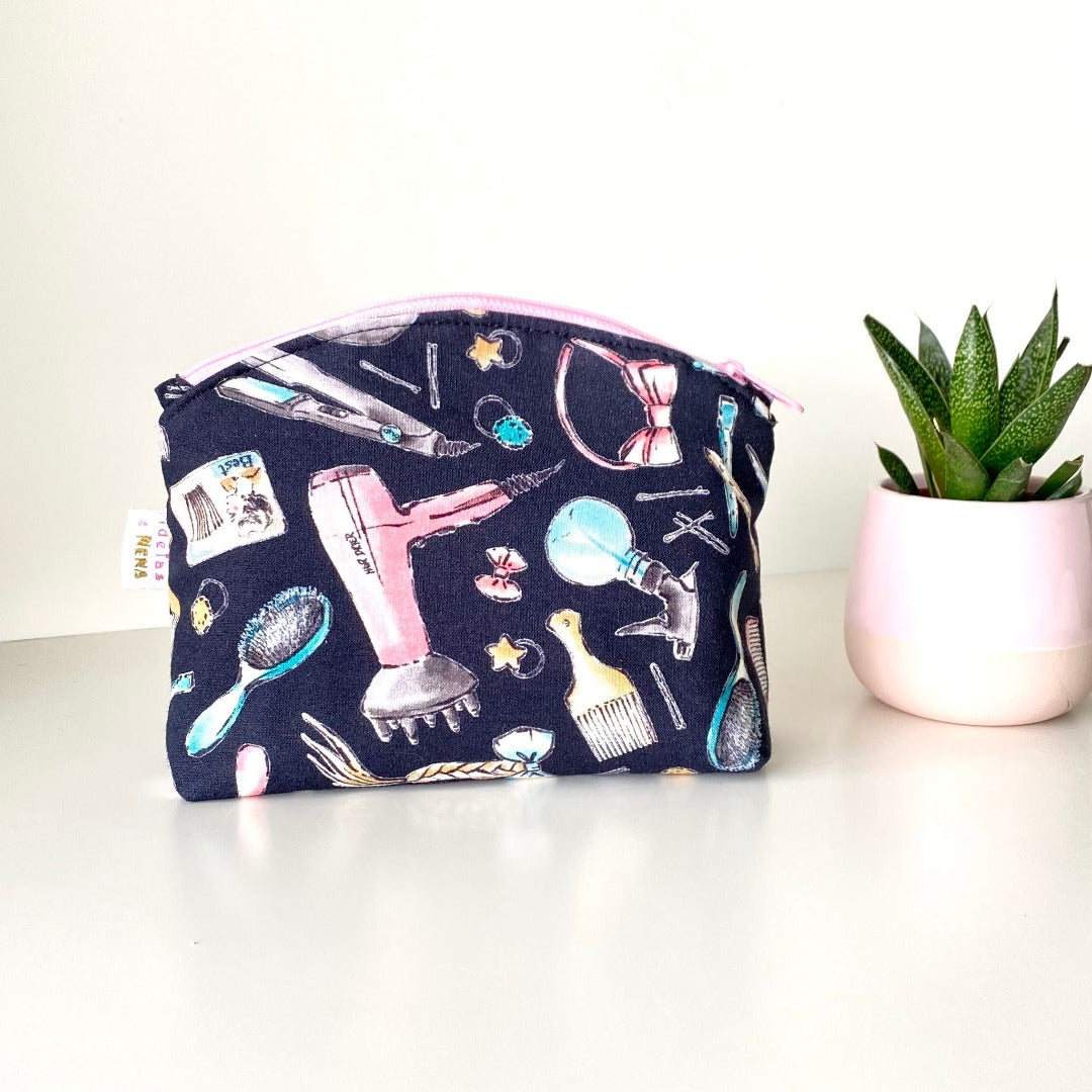 bolsa multiusos para cosméticos, maquilhagem, higiene intima, batom, soro fisiologico, lentes de contacto, chaves, dinheiro ou medicamentos