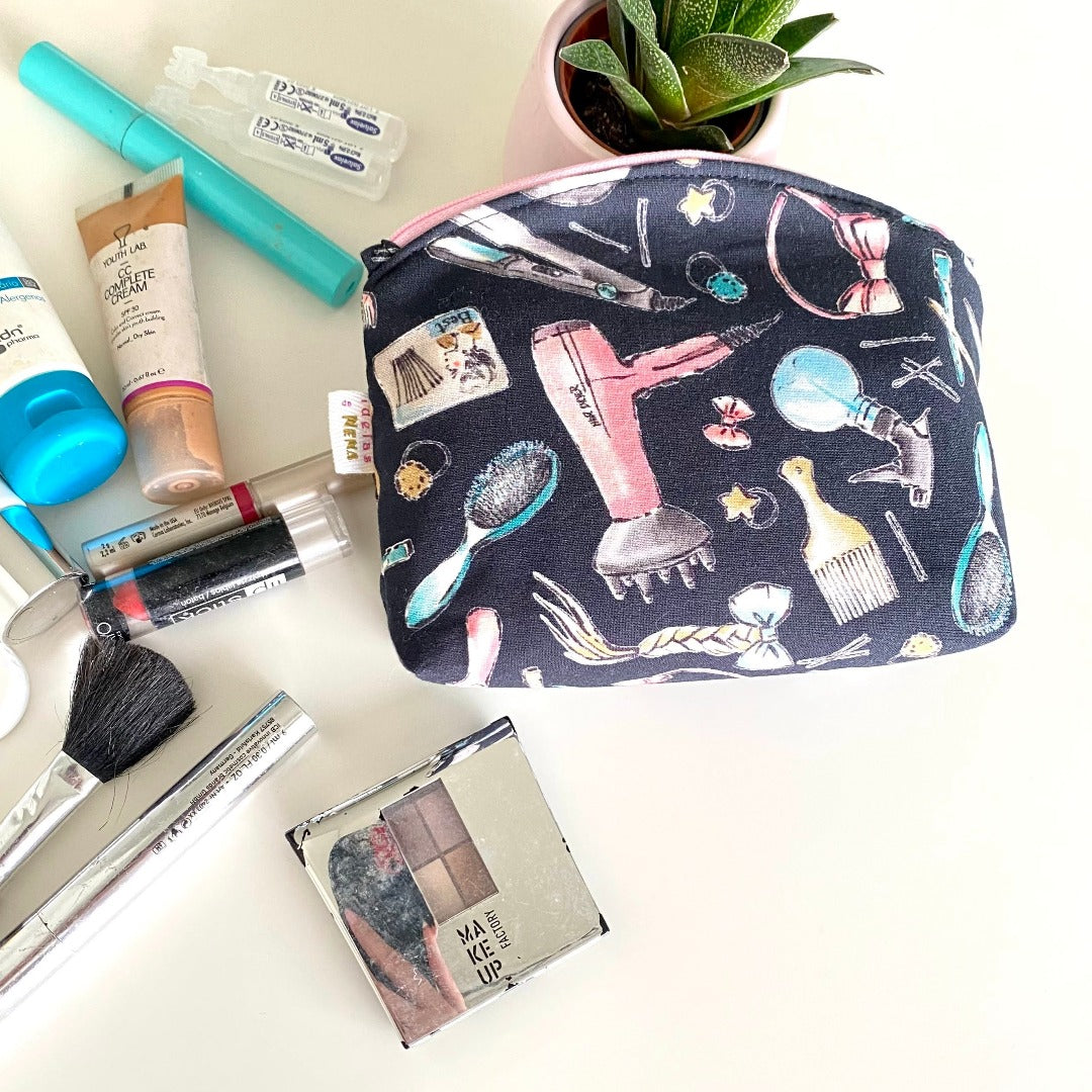 bolsa multiusos para cosméticos, maquilhagem, higiene intima, batom, soro fisiologico, lentes de contacto, chaves, dinheiro ou medicamentos